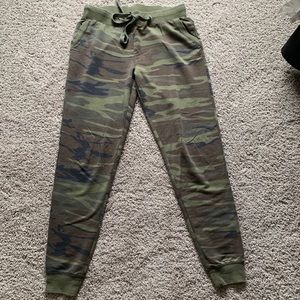 Camo Jogger Pant Army Green